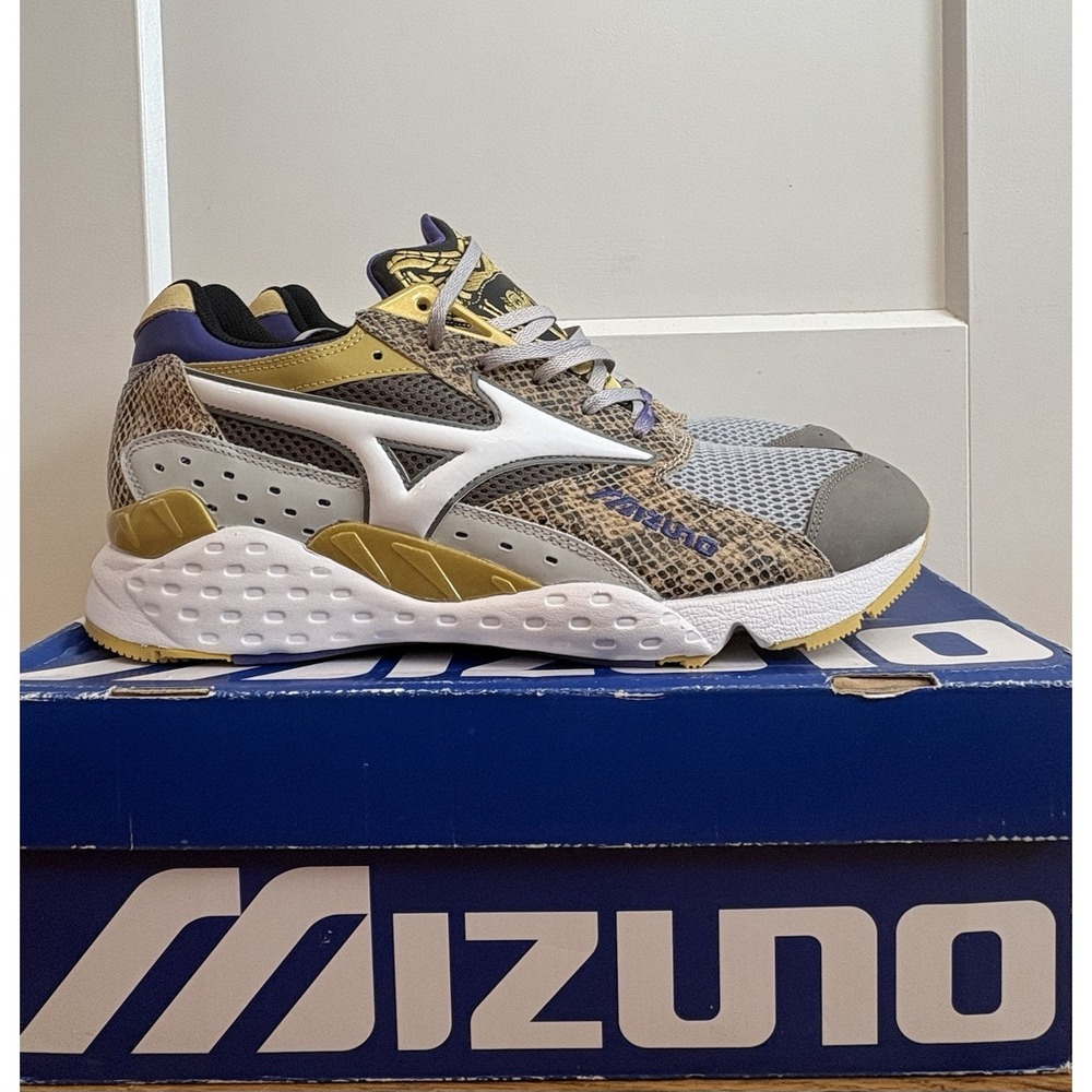 Mizuno Mondo Control X 24 Kilates King Cobra‎ II Sneakers NIB Men's Size 12 US